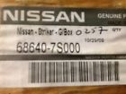 68640-7s000 05 Almada-titan Nissan 06 07 Oem Box 04 Lid Striker-glove