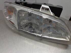 114-00477r Passenger Right Headlight Fits 96-98 Grand Am 553558