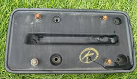 175.am8506 1997-2006 Jeep Wrangler Tj Oem Rear License Plate Carrier Mount Holder 55174994