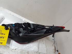 166-02645r Apf Passenger Tail Light Quarter Panel Mounted Satin Chrome Fits 14-17 Regal 741915