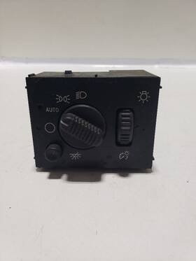 Apf 636.gm8j03 Suburbn15 2003 Automatic Headlamp Dimmer 394329