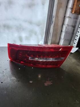 166-50836r Audi Passenger Tail Light Quarter Panel Mounted Sedan Fits 09-11 A6 2277
