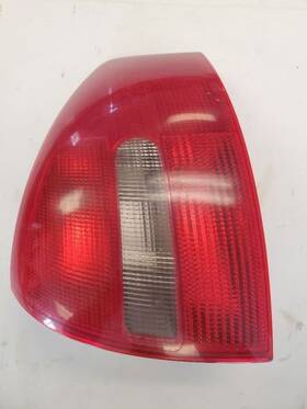 166-58595r Audi Passenger Tail Light Model Vin A 8th Digit Outer Fits 95-98 A6 258639