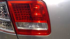 166-59681l Audi Driver Left Tail Light Lid Mounted Fits 03-07 A8 210337 166-59681l Audi Driver Left Tail Light Lid Mounted Fits 03-07 A8 210337
