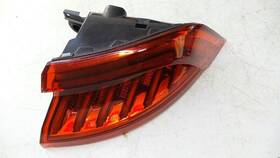 166.au1a19 Audi 19 20 21 22 23 Q8 Right Rear Outer Tail Lamp Part # 4m8 945 070 C