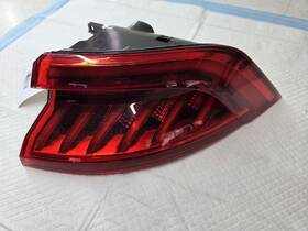 166.au1a20 Audi 19 20 21 22 23 24 Q8 Right Rear Tail Lamp Part # 4m8 945 070 C