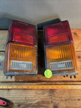 Ch2801105 Azumka 797550588811 Fits For 84-96 Jeep Cherokee Xj Tail Lights Red Smoke Rear Ch2800105