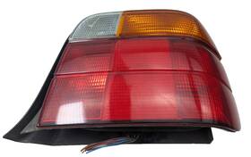 166-58740r Bmw Passenger Right Tail Light Hatchback Fits 95-99 318i 398437
