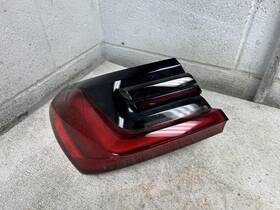 3748120105 Bmw - Us Additional 2020 750i Driver Left Side Led Tail Light Quarter Mounted Oem Id