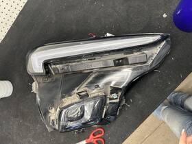 114-12445r Buick Passenger Right Headlight Fits 24 Encore Gx 1943765
