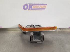 116-00898r Buick 93 1993 Roadmaster Oem Passenger Right Corner Park Lamp Turn Signal Light