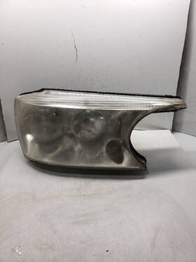 15866078 Buick Passenger Right Headlight Fits 04-07 Rainier 1432780