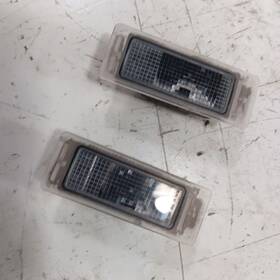 175.gm4g19 Buick Encore License Plate Light Lamp 2018 2019 2020