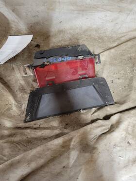 176-00307 Buick High Mounted Stop Light Fits 91-92 94-96 Park Avenue 22044 176-00307 Buick High Mounted Stop Light Fits 91-92 94-96 Park Avenue 22044