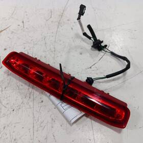 176.gm4g19 Buick Encore High Mount Tail Lamp Third 3rd Brake Light 2018 2019 2020