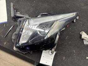 114-02813r Cadillac Passenger Headlight V-series Hid Opt T4f Fits 15-19 Ats 1943855 114-02813r Cadillac Passenger Headlight V-series Hid Opt T4f Fits 15-19 Ats 1943855