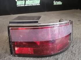 166-01467ar Cadillac Passenger Right Tail Light Outboard Fits 92 Seville 214095
