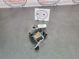 114.gm1z05 Chevrolet 2005 C6 Corvette Rh Passengers Side Headlight Ballast Harness Bulb - Oem