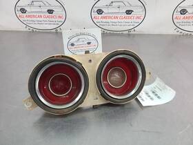 166-00089bl Chevrolet 1970-73 Camaro Drivers Side Lh Rear Tail Light Assembly - Oem 166-00089bl Chevrolet 1970-73 Camaro Drivers Side Lh Rear Tail Light Assembly - Oem