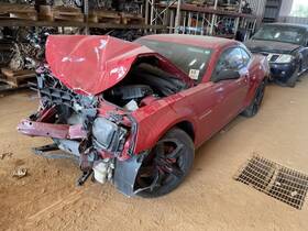 176.gm1k11 Chevrolet Camaro 2011 High Mounted Stop Light 1340855