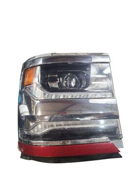114-02885r Chevrolet Truck Passenger Headlight Body Color Bezel Fits 16-18 Silverado 1500 Pickup 645446 114-02885r Chevrolet Truck Passenger Headlight Body Color Bezel Fits 16-18 Silverado 1500 Pickup 645446