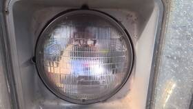114.gm8c76 Chevrolet Truck Lamp Assembly Subchev10 1976 Headlight 1722562