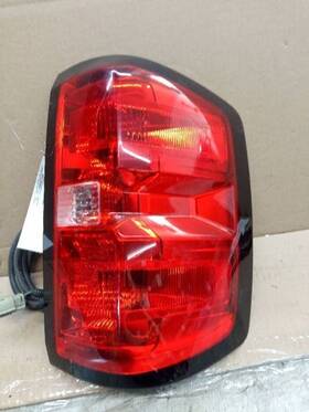 166-10754r Chevrolet Truck 2019 - 2020 Silvrado Right Passenger Tail Light Oem