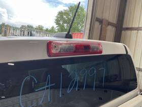 176.gm8f22 Chevrolet Truck Colorado 2022 High Mounted Stop Light 4875754