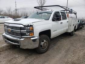 176.gm8o18 Chevrolet Truck Chevy Silverado 3500 2018 High Mounted Stop Light 1672842