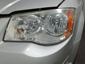 114-01201l Chrysler Lh Driver Side Headlamp Assembly 2010 Town And Country Van Sku#3913097