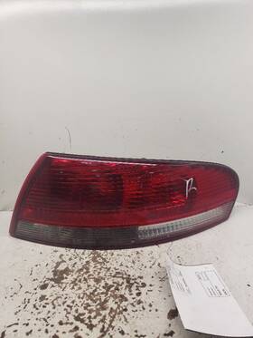 166-01935r Chrysler Passenger Right Tail Light Convertible Fits 01-06 Sebring 1303191
