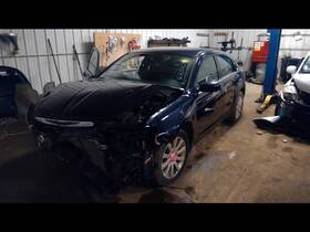 176.ch1k13 Chrysler 200 2013 High Mounted Stop Light 482482