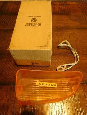 Chrysler Mopar Park Lite Lens 3621603 1972 Plymouth Fury Parking Light Lh Amber 4d Wagon Nos