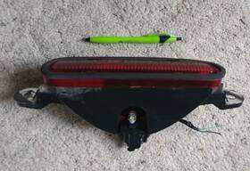 05113616aa Dodge Avenger Genuine 2008-10 3rd High Trunk Mounted Third Tail Light Pre-owned
