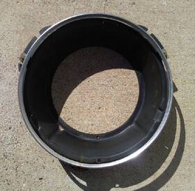 110-20135b Dodge Good 83-91 Montero Raider 7 Inch Headlight Buckets And Trim Rings Mitsubishi Oem