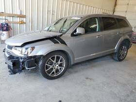 176.ch2218 Dodge Journey 2018 High Mounted Stop Light 1720610