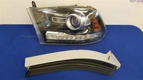 114-02835l Dodge Truck 18 Ram 2500 Halogen Headlight Lamp Left Driver