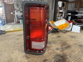 166-01260dr Dodge Truck Passenger Right Tail Light Fits 88-96 Dakota