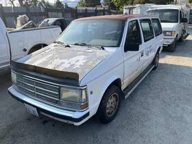 166-01309bl Dodge Truck Driver Left Tail Light Without Chrome Moulding Fits 87-90 Caravan 1161787 166-01309bl Dodge Truck Driver Left Tail Light Without Chrome Moulding Fits 87-90 Caravan 1161787