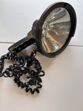 61-2505 Enerlite By Radio Shack Truck Car Spot Light Hand 12v 750 000 Beam Candle Power- Dc Plug-in Tested Works