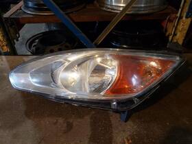 114-01440l Ford Driver Left Headlight Fits 13-16 C-max 212254
