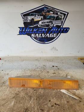 116-00784ar Ford Passenger Corner/park Light Fits 88-89 Crown Victoria 894873