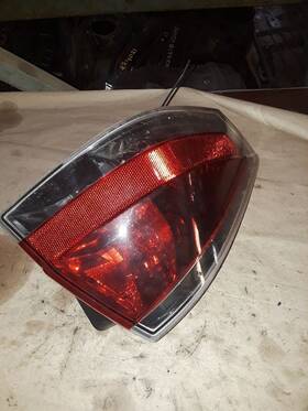 166-00875bl Ford Driver Tail Light Sedan Black Chrome Trim Ses Fits 09-11 Focus 786929 166-00875bl Ford Driver Tail Light Sedan Black Chrome Trim Ses Fits 09-11 Focus 786929