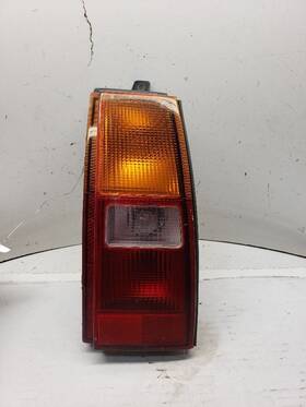 166-01626r Ford Passenger Right Tail Light Station Wgn Fits 97-99 Escort 1400394