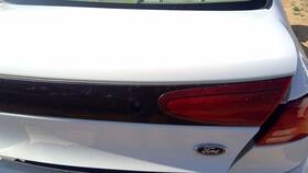 166-01647 Ford Tail Light Sedan Lid Mounted Fits 97-02 Escort 368060