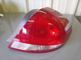 5f1z-13404-a Ford Right Passenger Side Tail Light Lamp Fits 2004-2007 Taurus Sedan 44879