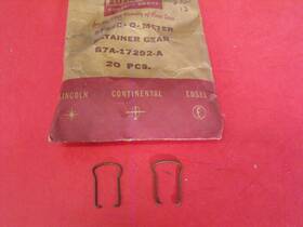 B7a-17292-a Ford Nos 57-59 Mercury Speedometer Gear Retaining Clips Qty 2