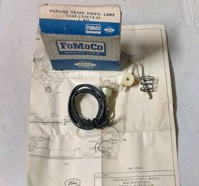 C5az-15a852-a1 Ford C5az15a852a Nos 1965 Parking Brake Warning Parts Missing Screws And Lens