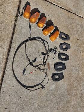 E1tb-aa Ford 1980-1997 F250 F350 Fsuperduty Set Cab Led Lights Harness Clips Screws Oem