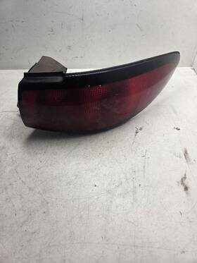 F8cz13404ba Ford Passenger Tail Light Coupe Zx2 Quarter Panel Mounted Fits 98 Escort 1444735